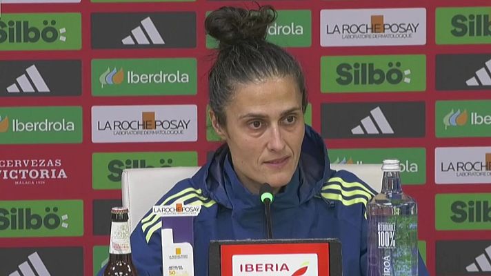 Fútbol - Rueda de prensa Montse Tomé y Claudia Pina