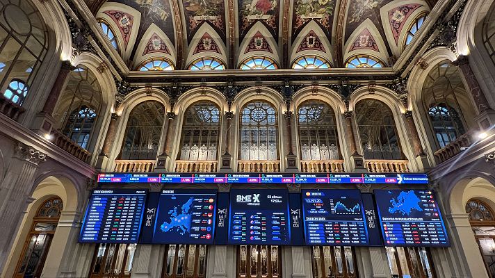 El Telediario aborda desde la Bolsa de Madrid la tormenta financiera por los aranceles de Trump