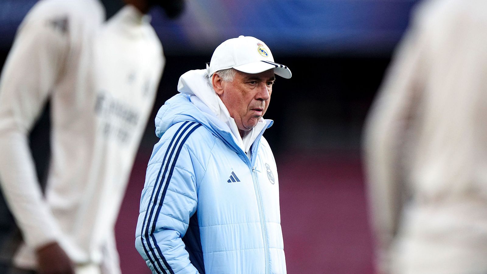 Ancelotti medita colocar a Alaba en el lateral ante el Arsenal - Los Deportes de La1 | Ver