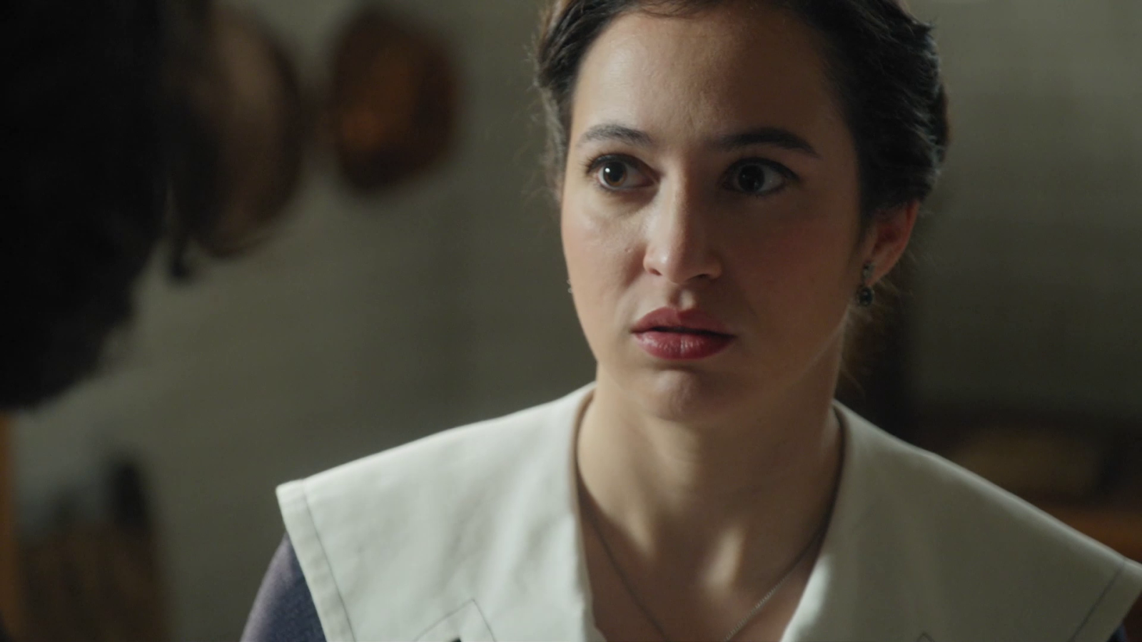 La Promesa - Catalina es clara con Adriano: "Déjame en paz" - La promesa | Ver