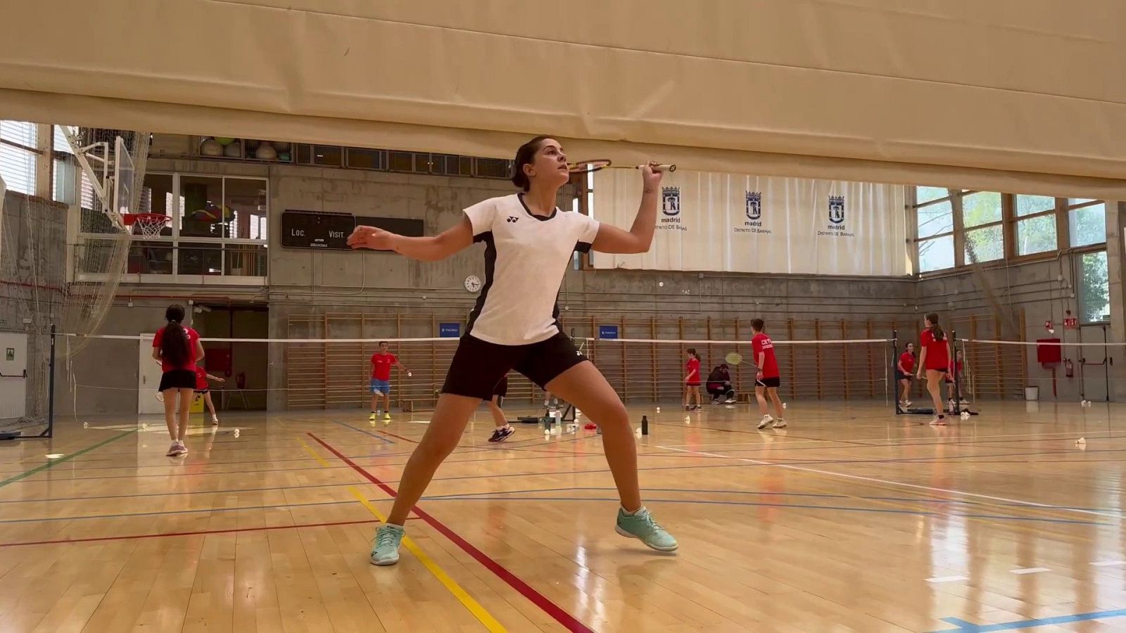 Carolina Marín vuelve a entrenar ocho meses después de su lesión - Bádminton | Ver