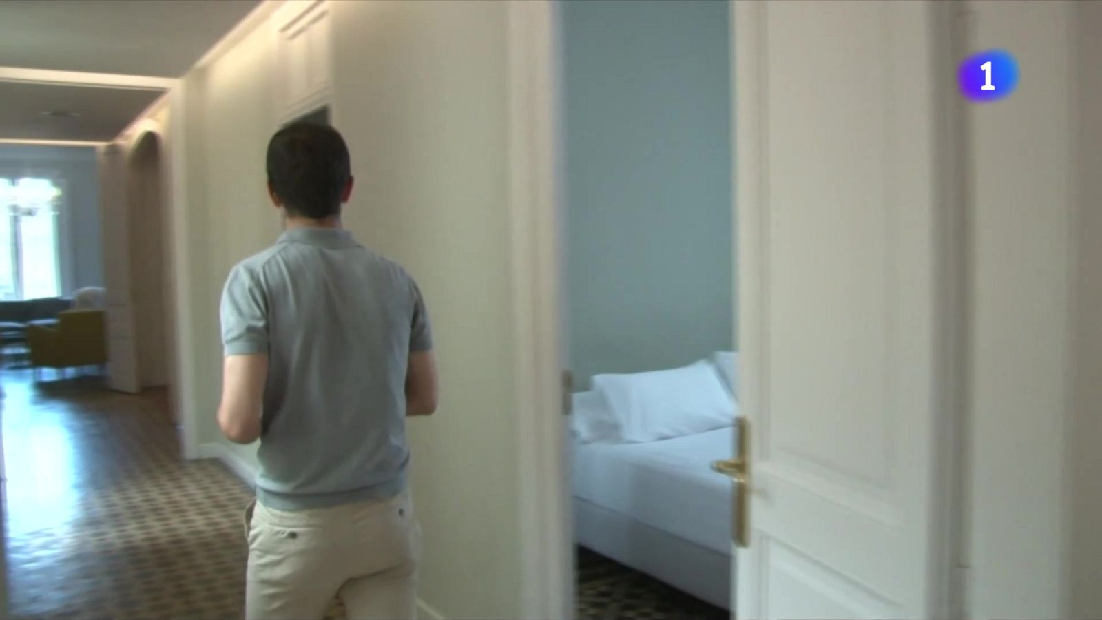 Divisió d’opinions sobre el nou decret d’habitatge - L'Informatiu | Veure