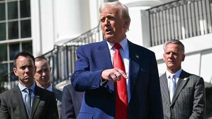 Telediario 2 - Trump pausa 90 días sus aranceles "recíprocos" excepto a China, al que se los sube hasta el 125%