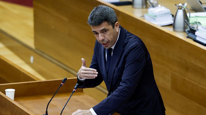Mazón defiende que el día de la dana se actuó "donde se tenía información" y la oposición insiste en que dimita