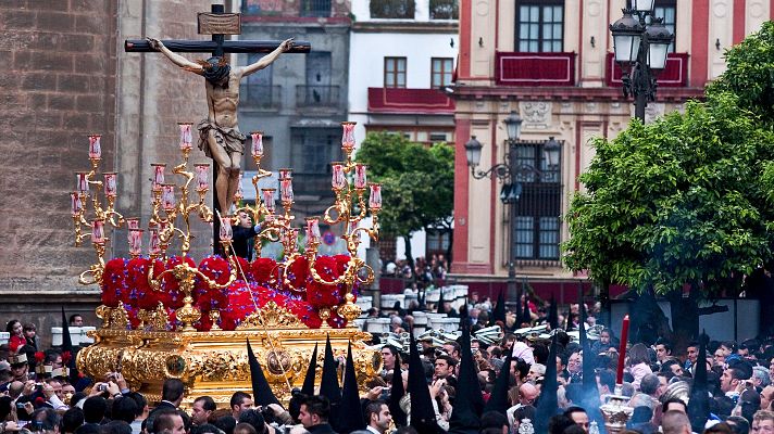 Las cofradías se organizan ante el exceso y la falta de costaleros antes de Semana Santa