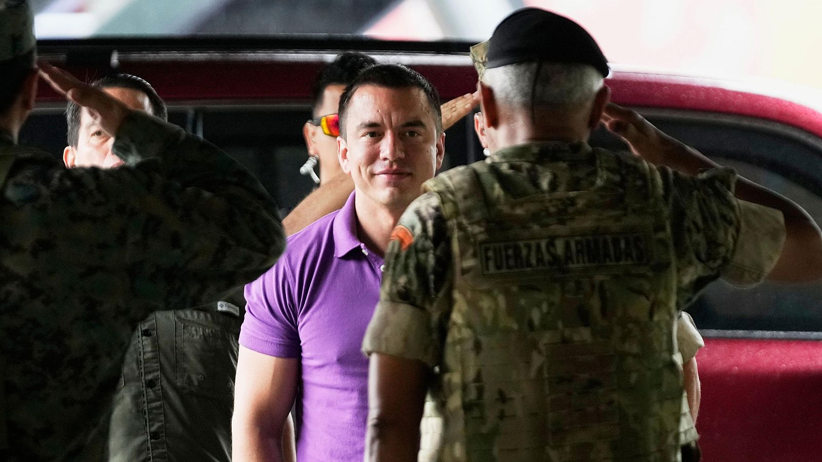 Elecciones Ecuador: Noboa arrasa y González denuncia fraude | Ver