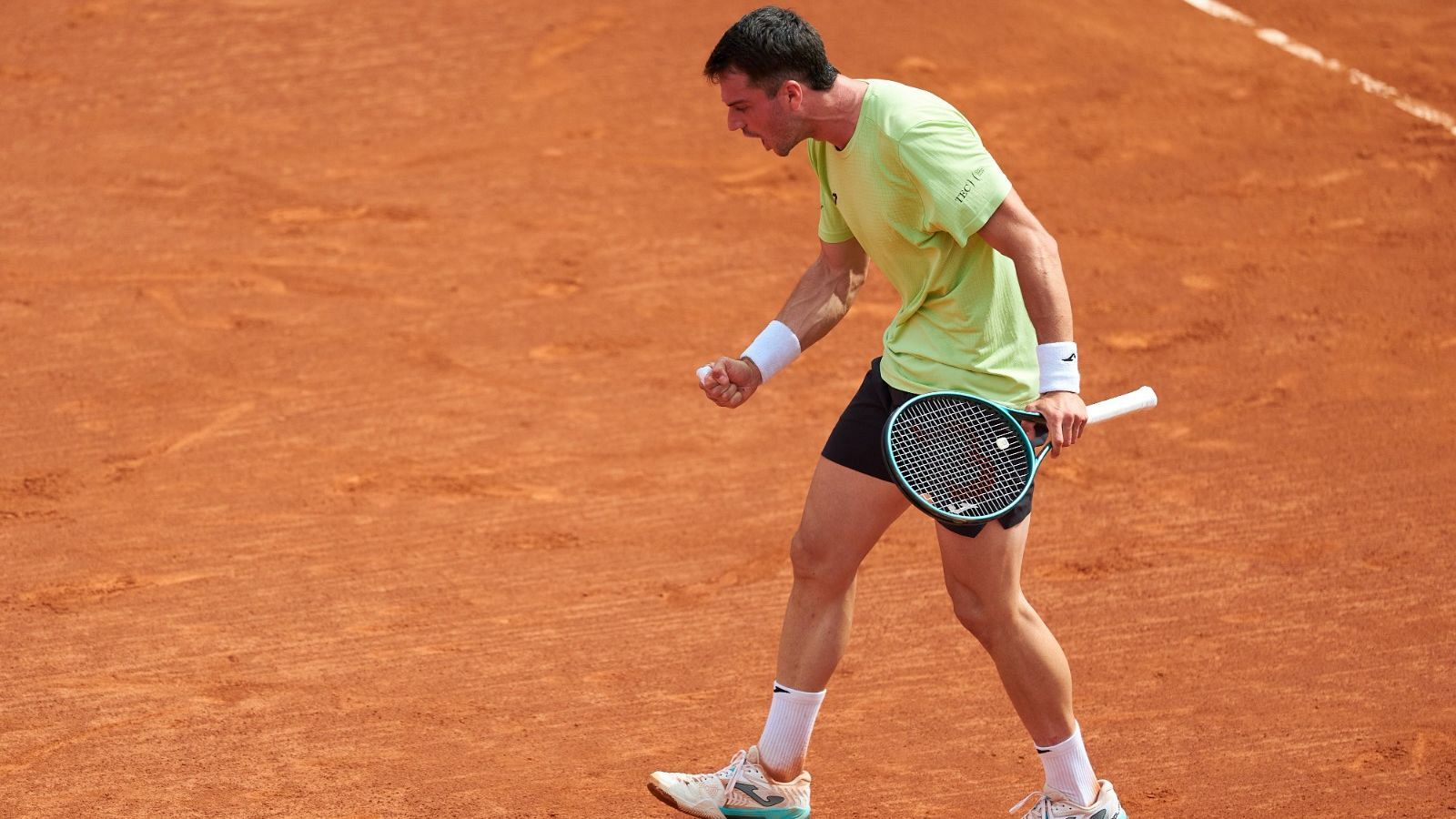 Pedro Martínez pasa a segunda ronda del Conde de Godó