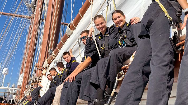 Modo Digital - La Princesa Leonor prosigue su formación a bordo del Juan Sebastián Elcano y pone rumbo a Perú