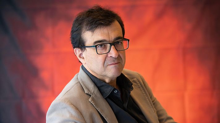 Telediario 2 - Javier Cercas, sobre Vargas Llosa: "Tardará mucho tiempo en nacer, si es que nace, un escritor de esa potencia"