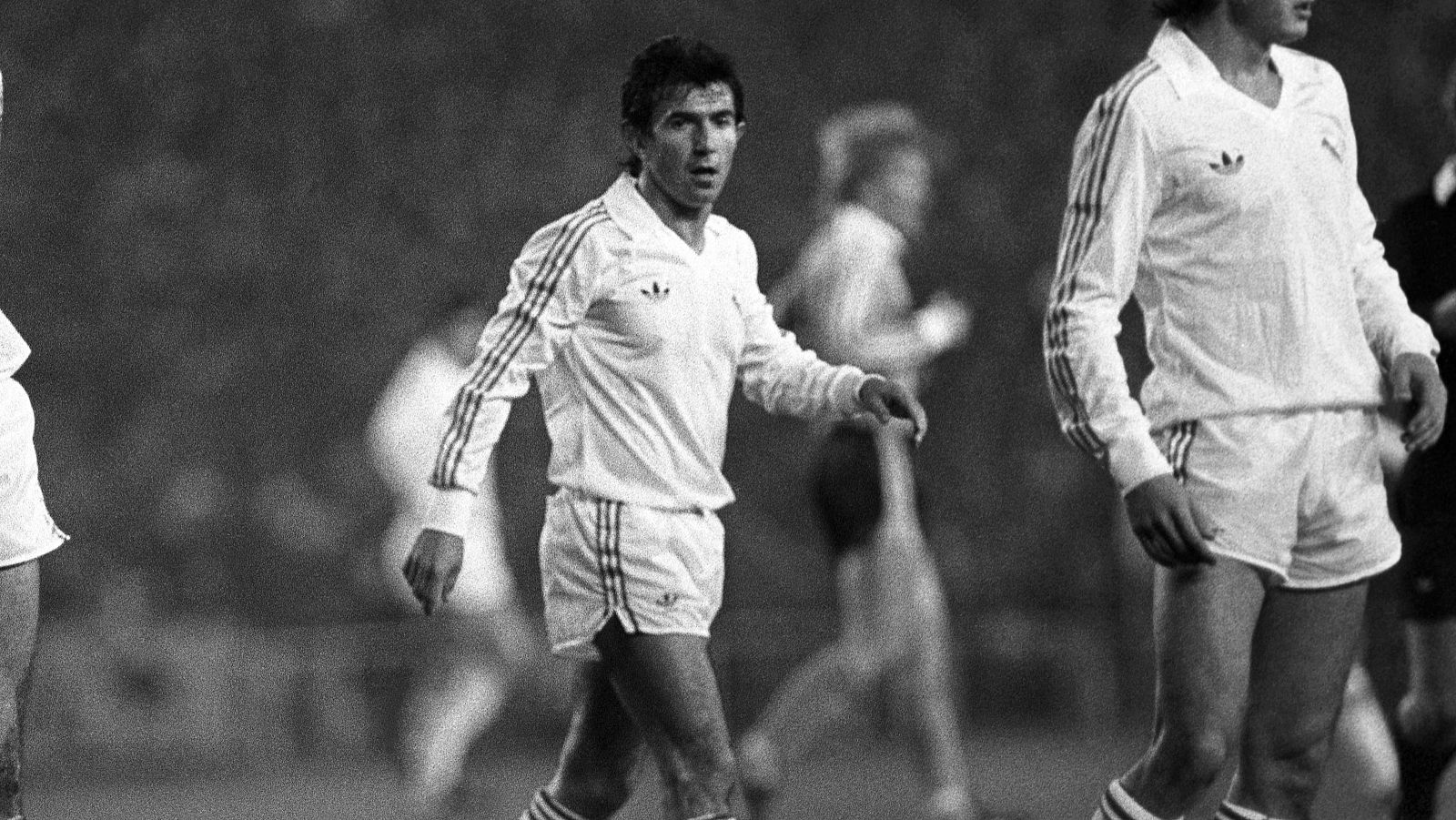 Así contó TVE la icónica imagen de Juanito en la remontada del Real Madrid contra el Gladbach