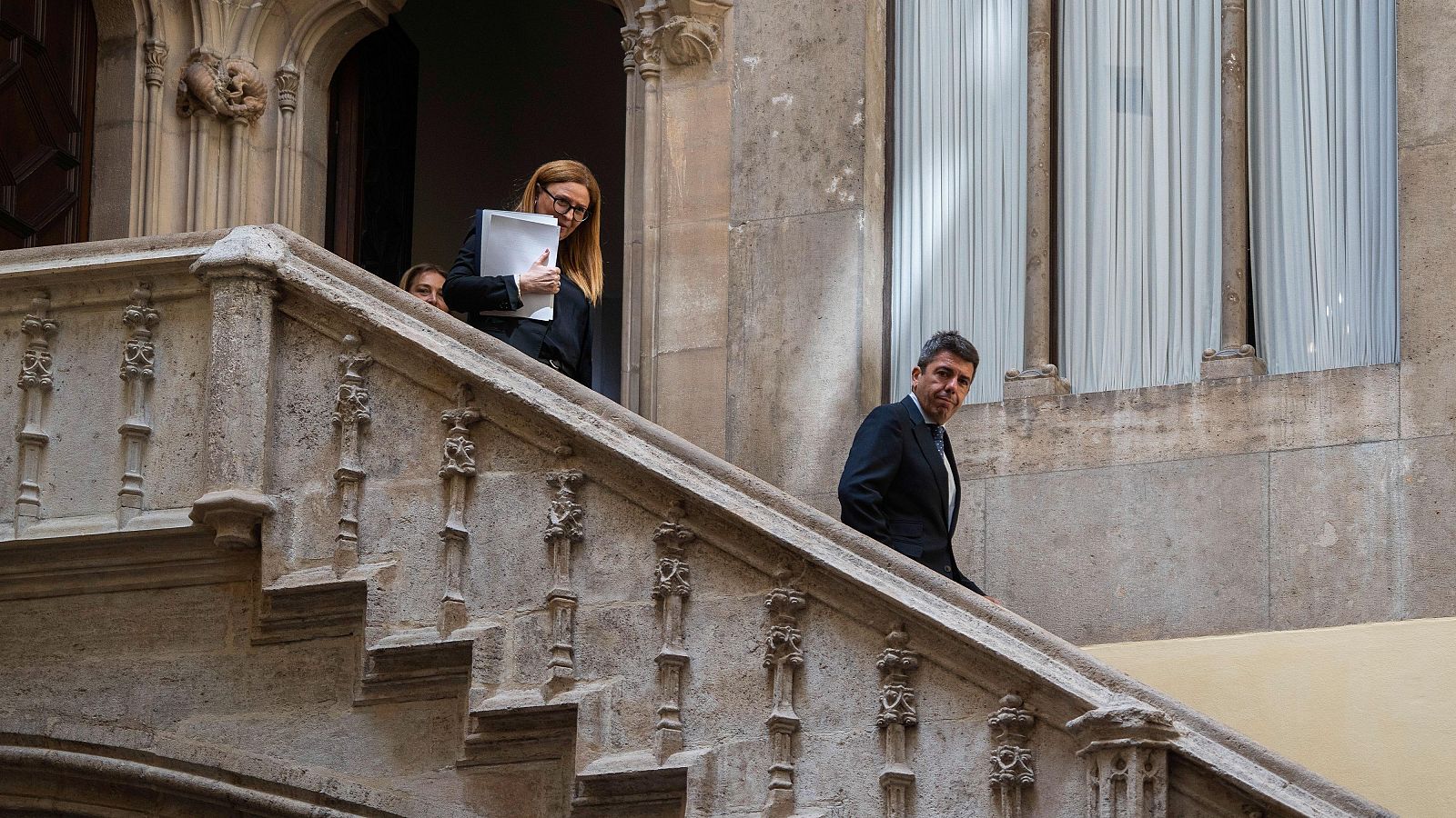 PSPV y Compromís critican el borrado de las cámaras del Palau de la Generalitat - Telediario 1 | Ver