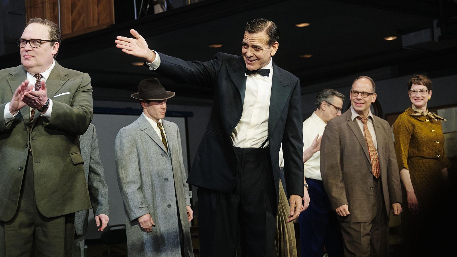 George Clooney adapta 'Buenas noches, y buena suerte' al teatro musical | Ver