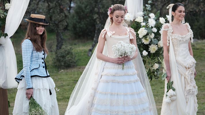 Desfile de novias de Maestros de la Costura Celebrity