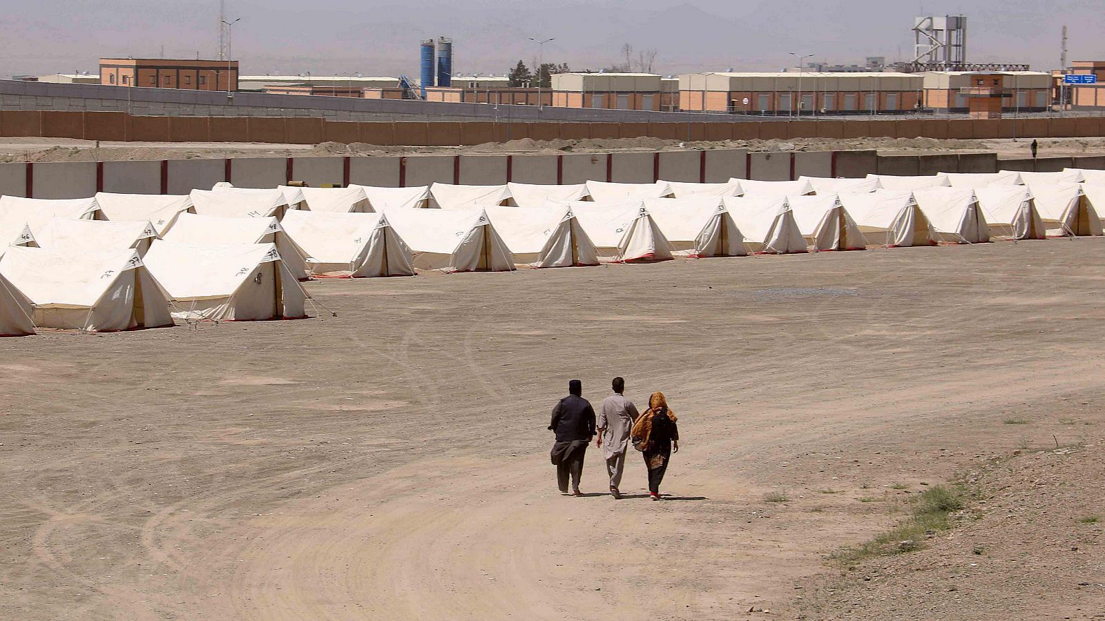 Bruselas presenta una lista de países "seguros" | Ver