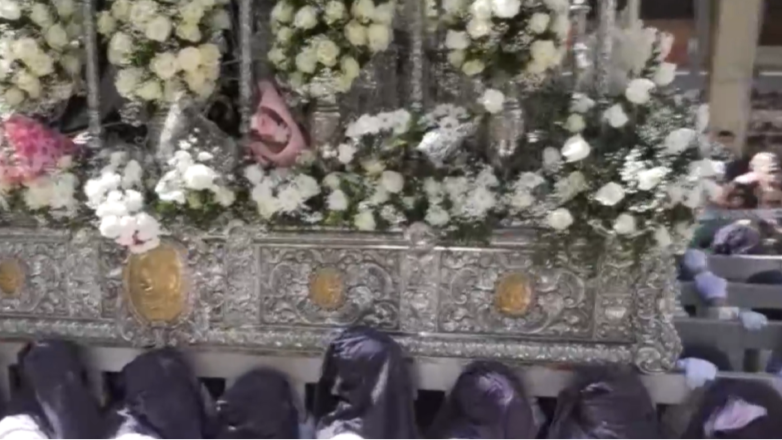 L'Hospitalet de Llobregat celebra su procesión laica - Mañaneros 360 | Ver