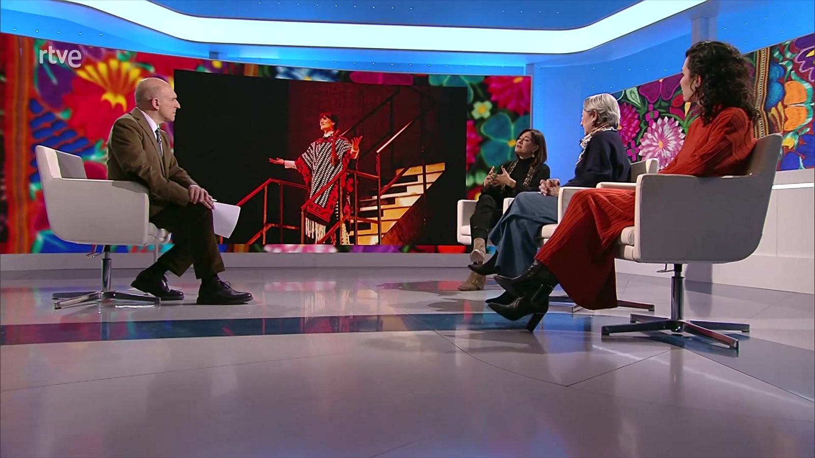 La hora cultural - 18/04/25 - ver ahora