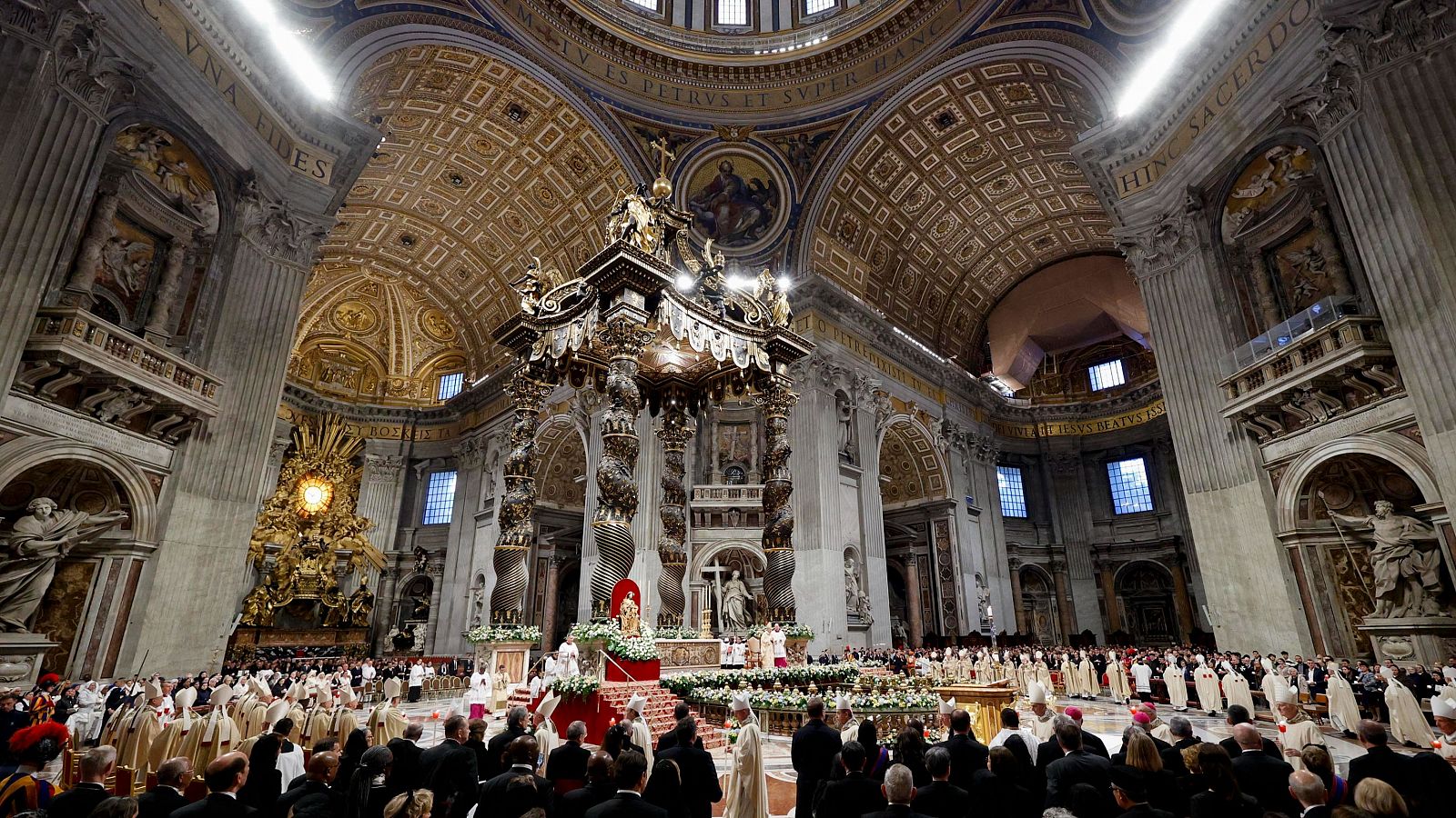 Semana Santa 2025: Vigilia Pascual desde San Pedro del Vaticano