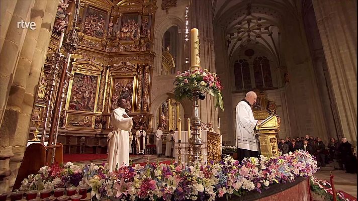 Semana Santa en RTVE - Santos Oficios: Triduo Pascual. Celebración de la misa de la Vigilia Pascual en la resurrección del Señor