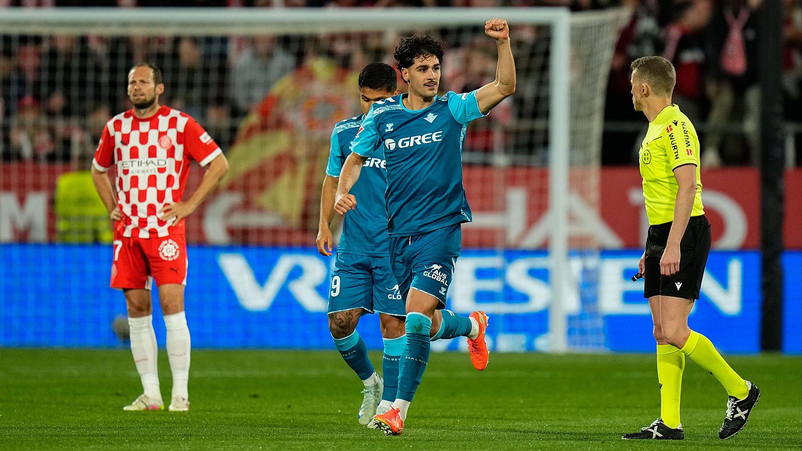 Girona FC - Real Betis: resumen del partido de la 32ª jornada de Liga | Primera