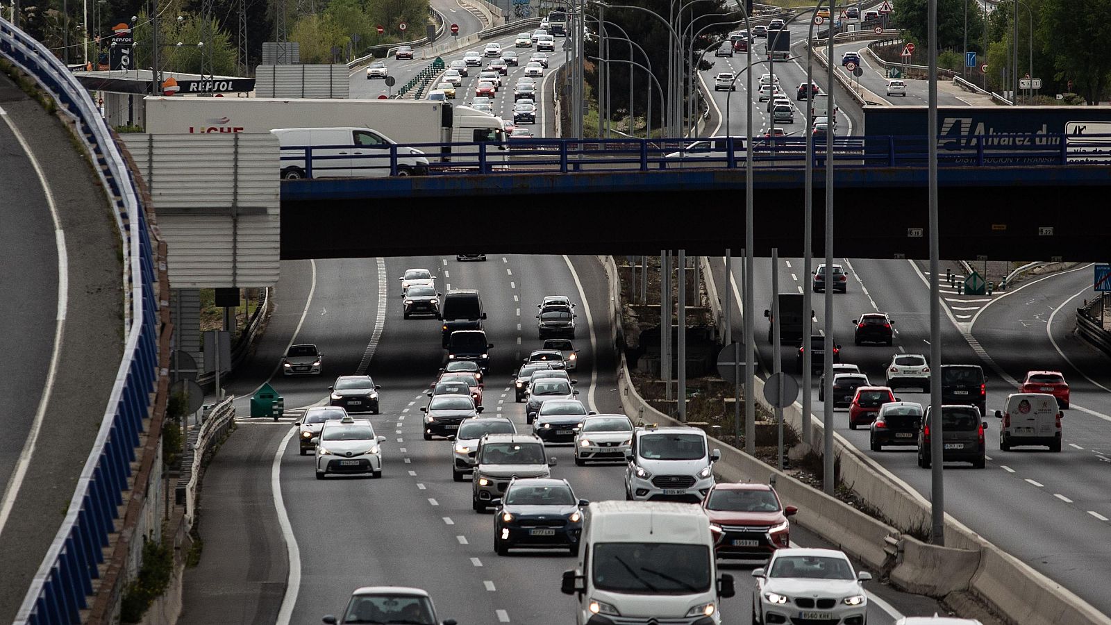 Sigue la operación retorno de Semana Santa - Telediario Matinal | Ver