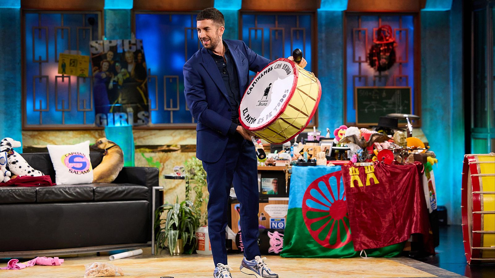 La Revuelta | Un bombo reivindicativo e inclusivo 21/4/25 - La Revuelta | Ver