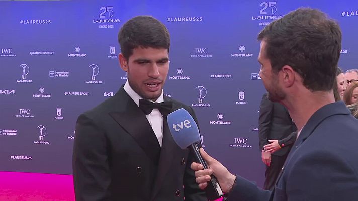 Carlos Alcaraz, sobre su presencia en el Mutua de Madrid: "Confío en que no sea grave"