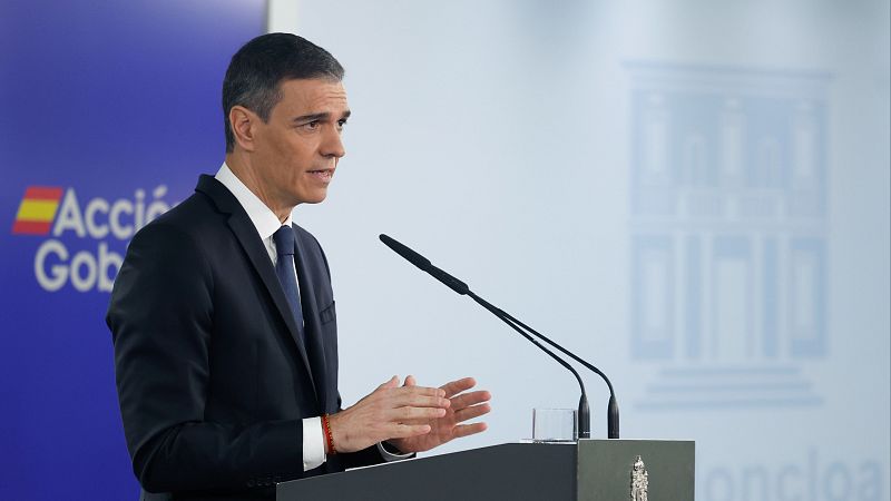 Sánchez alaba al papa Francisco: "Desde España honraremos su figura"