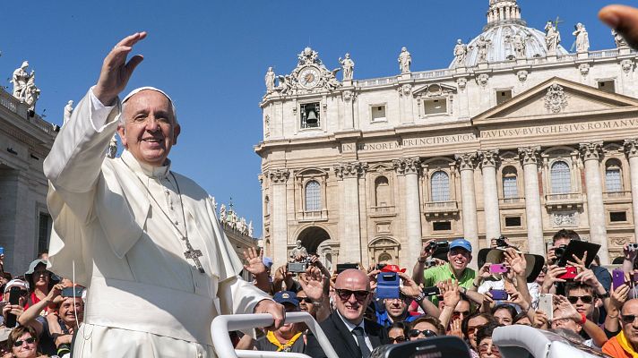 Las redes sociales muestran el lado más divertido y cercano del papa Francisco