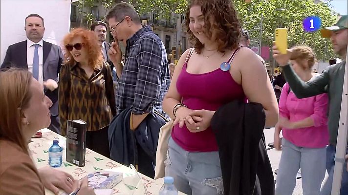 L'Informatiu - S'espera vendre prop de 2 milions de llibres per Sant Jordi 2025