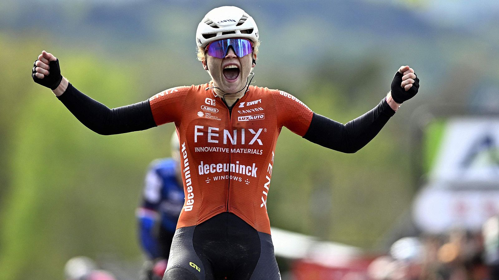 Flecha Valona femenina 2025: resumen de la carrera - Ciclismo | Ver