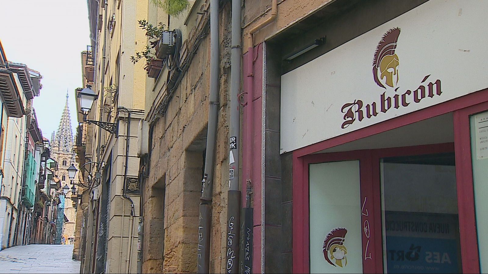 Investigan un pub de Oviedo donde ofrecen chupitos a 50 céntimos a cambio de aguantar un calambre