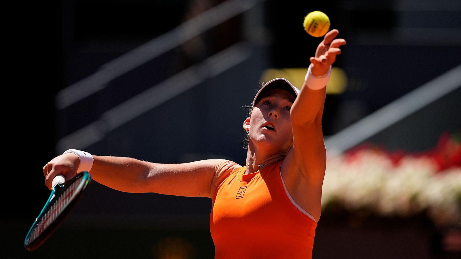 Tenis - WTA Mutua Madrid Open: Mirra Andreeva - Marie Bouzková - ver ahora