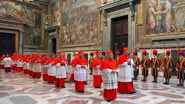 Telediario 2 - Aumenta la presencia de cardenales en el Vaticano mientras se prepara el cónclave para elegir al nuevo papa