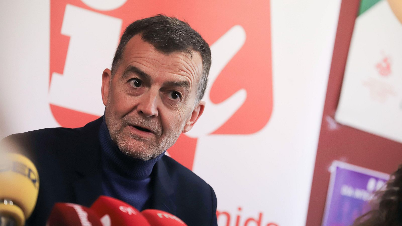 IU celebra la "rectificación" en el contrato de balas con Israel - La hora de La 1 | Ver