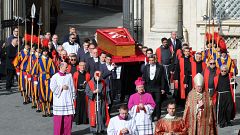 La Guardia Suiza, el minúsculo ejército que custodia el Vaticano