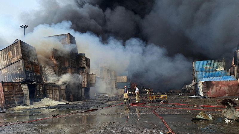 Irán investiga las causas de la explosión en el puerto de Shahid Rajai - Fin de semana 24h | Ver