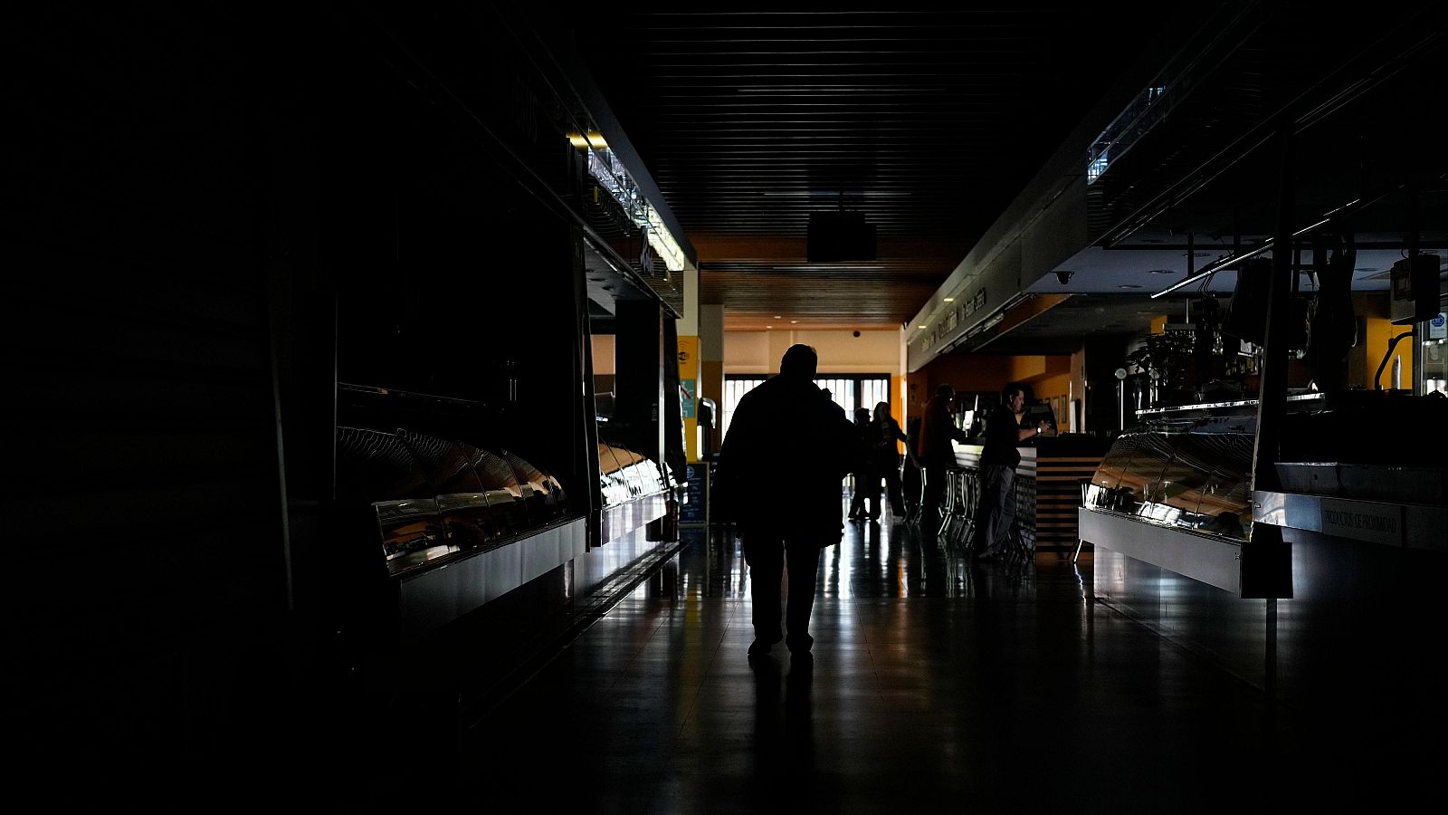 Telediario 2 en cuatro minutos - 28/04/25 - RTVE.es | Ver