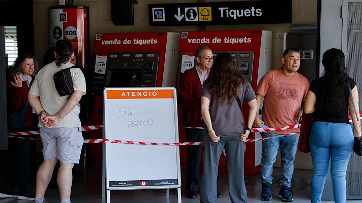 Telediario 2 - Transportes no prevé que este lunes se recupere la circulación ferroviaria