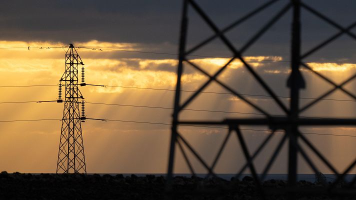 Telediario 2 - Red Eléctrica descarta "ningún tipo de intrusión" en su sistema de control