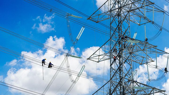 Informativo 24h - Roberto Villafafila, ingeniero eléctrico: “La desconexión súbita fue un desenlace en cadena"