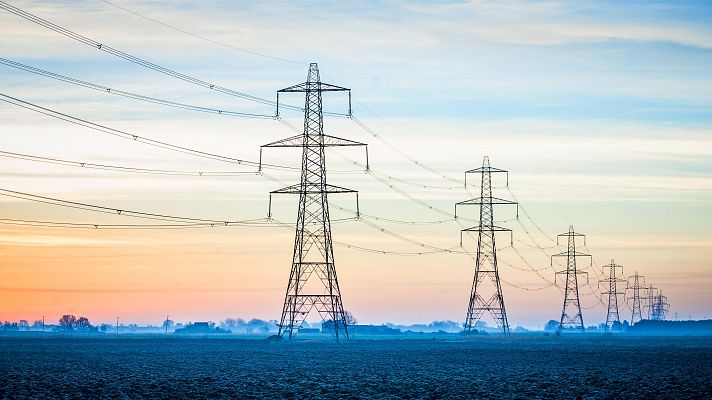 Telediario 1 - España es una isla energética debido a su escasa interconexión con sus vecinos