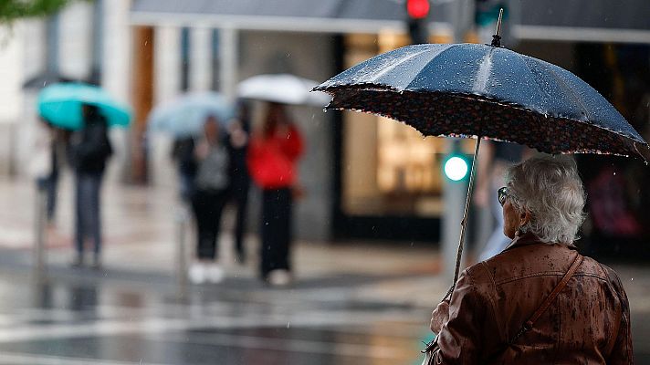 El tiempo - La lluvia pone en aviso amarillo a 13 comunidades