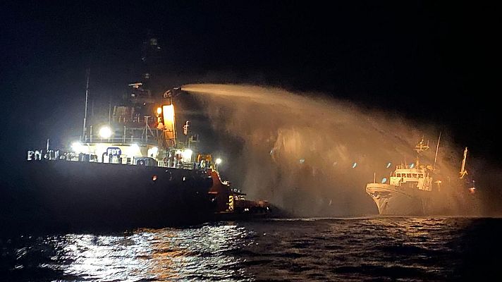 Telediario 1 - La Flotilla de la Libertad es atacada antes de poner rumbo a Gaza para llevar ayuda