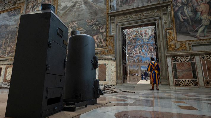 Cónclave: Los preparativos de la Capilla Sixtina se aceleran | Ver
