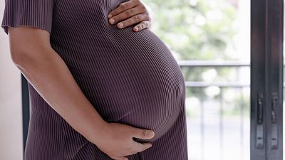 La natalidad en España sube por primera vez en la última década
