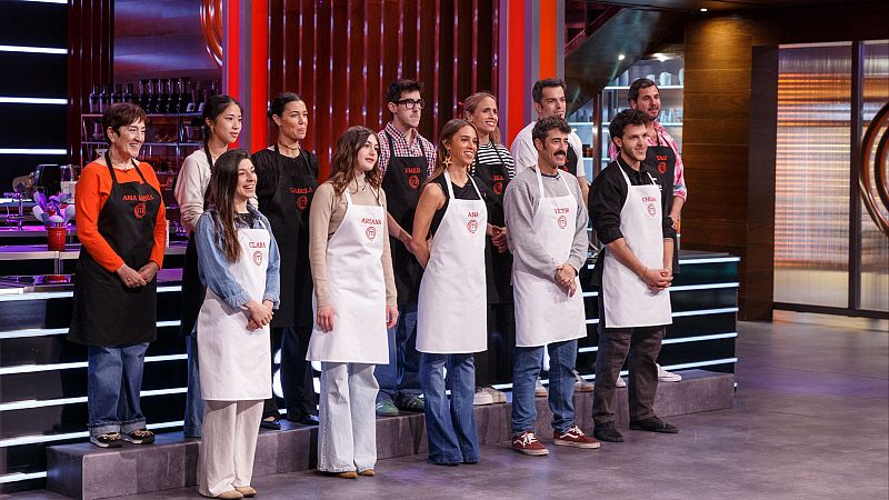 Tensión en cocinas entre Ana y Bea