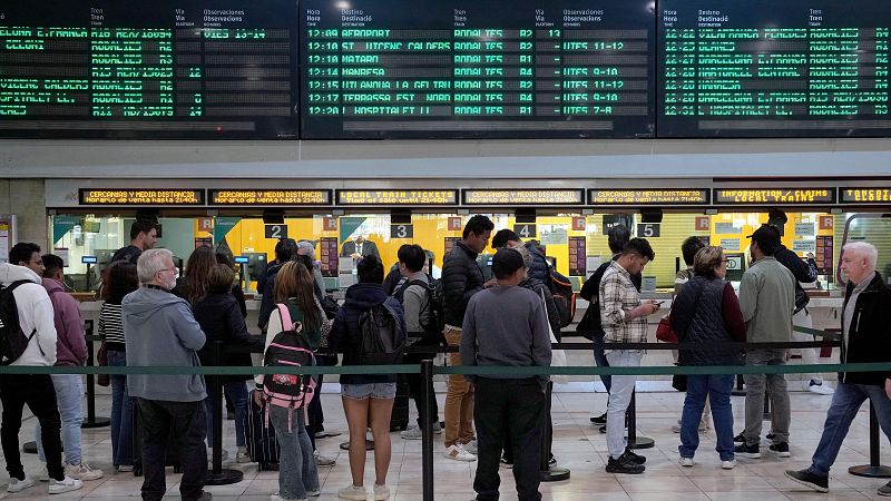 ¿Cómo pueden reclamar los pasajeros afectados por los trenes de Renfe?