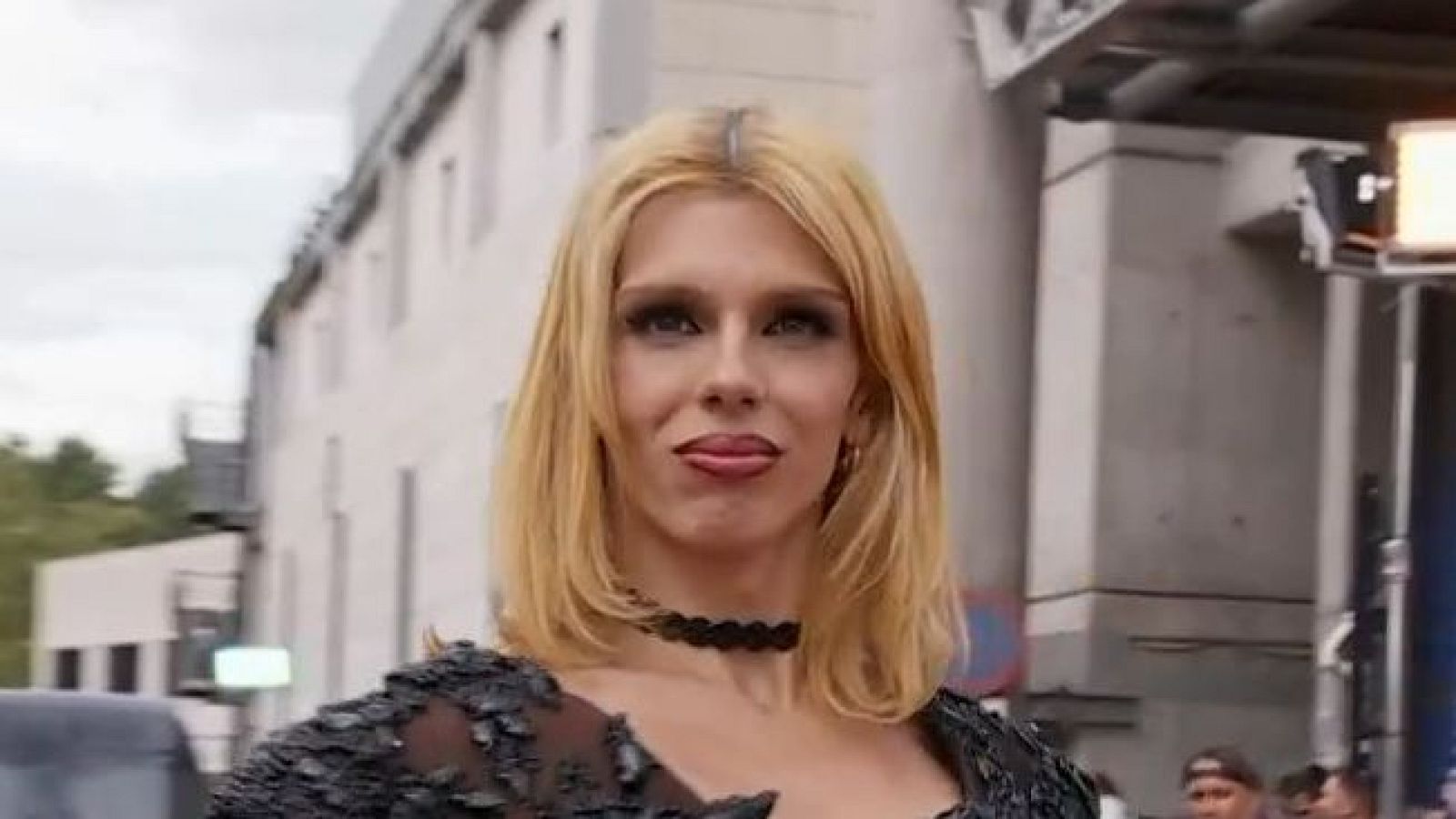 Los looks más icónicos de RTVE en el gran desfile - La familia de la tele | Ver