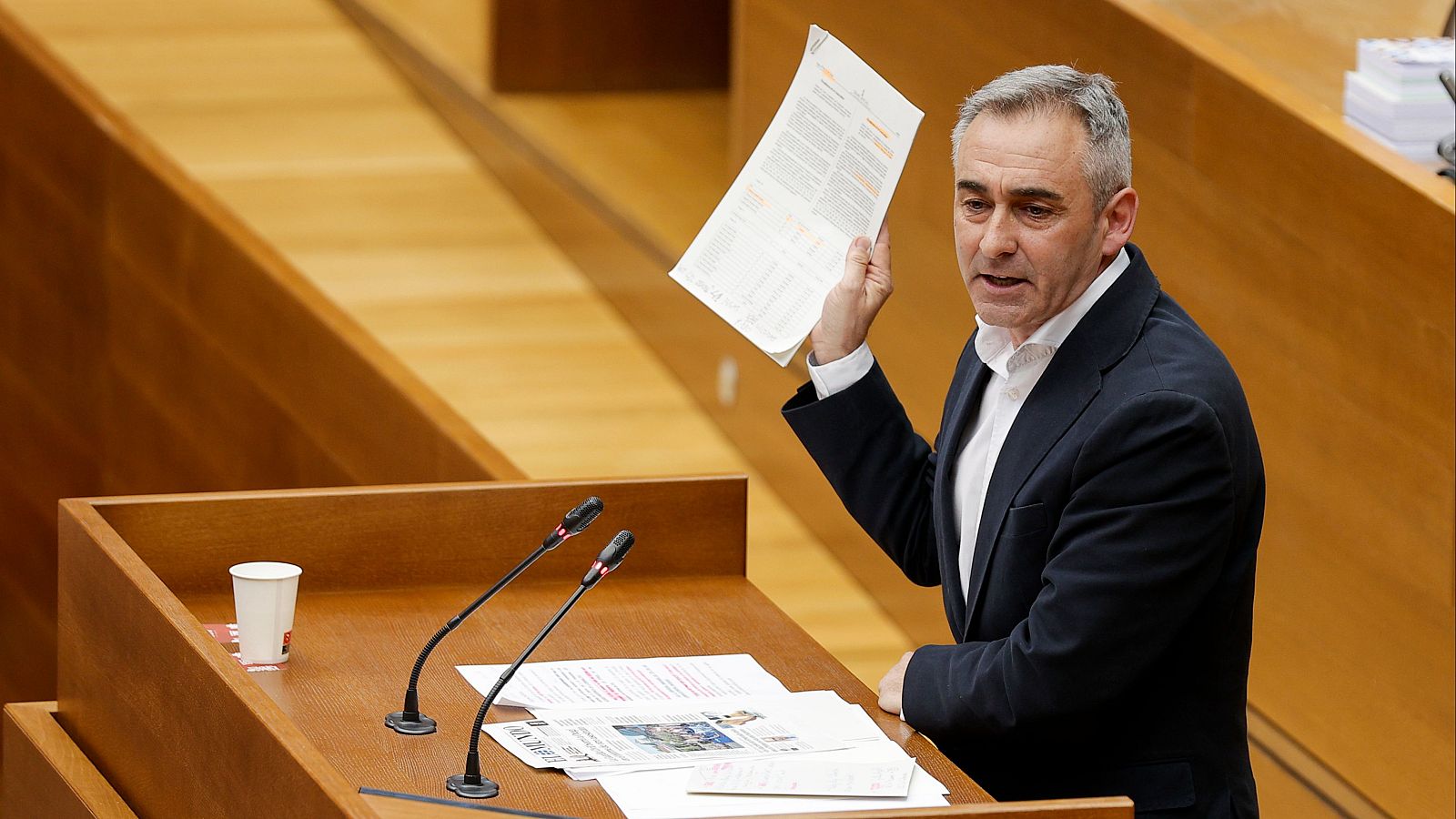 El 'conseller' de Agricultura dice que los cauces "son responsabilidad del Estado" - La noche en 24h | Ver