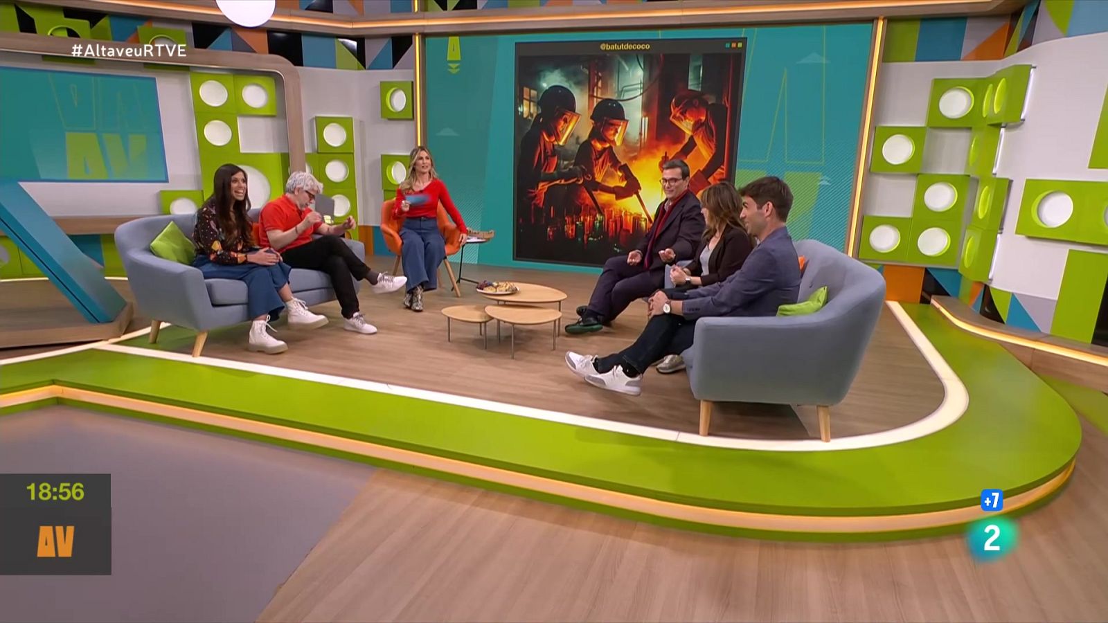 Robatoris de cotxes i de cireres i guingueta polèmica - L'Altaveu - L'altaveu | Veure